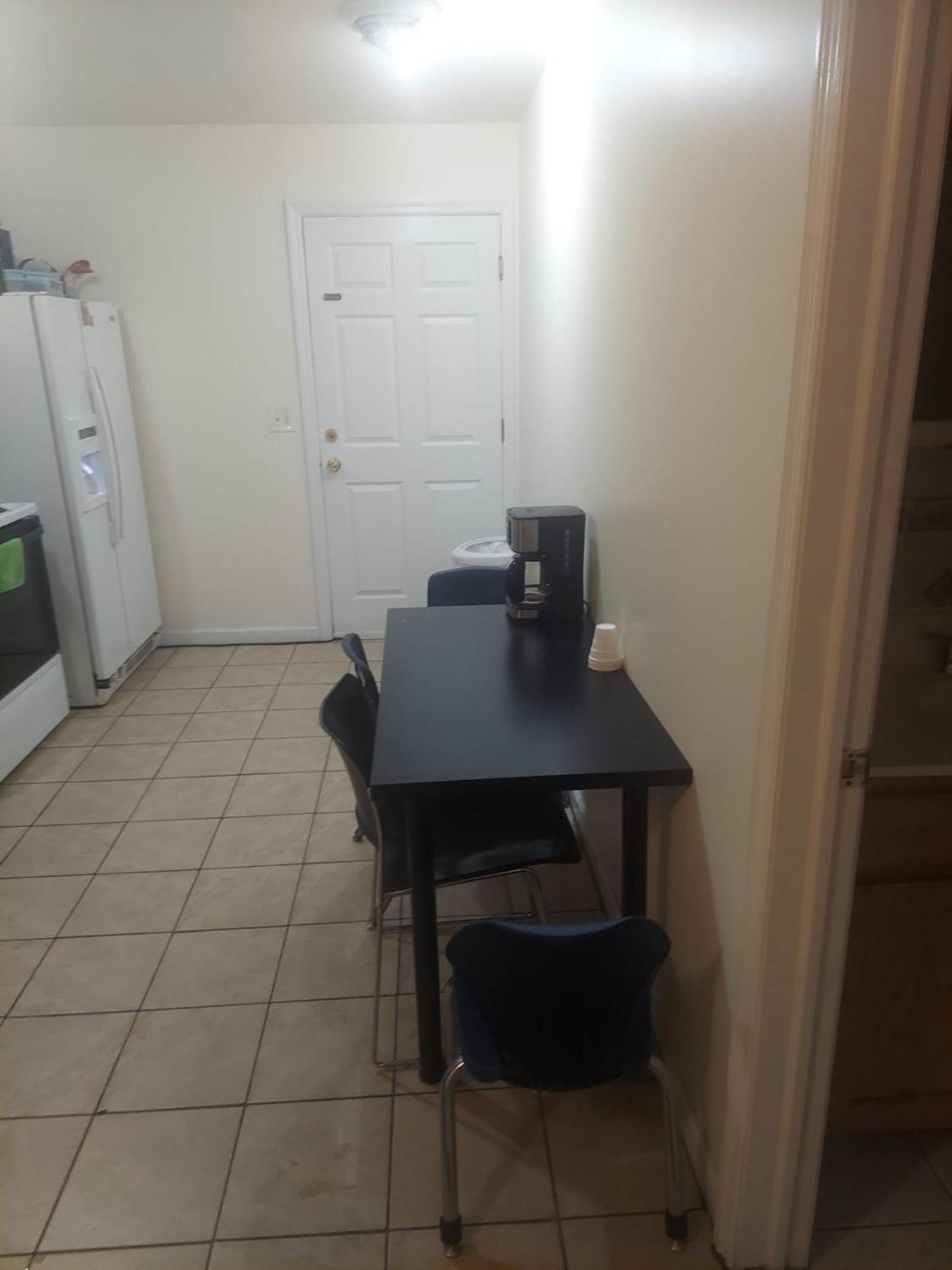 Crystal Room 1 Guest House Near 12Mins To Ewr Airport / Prudential / Njit / Penn Station Newark Exterior photo
