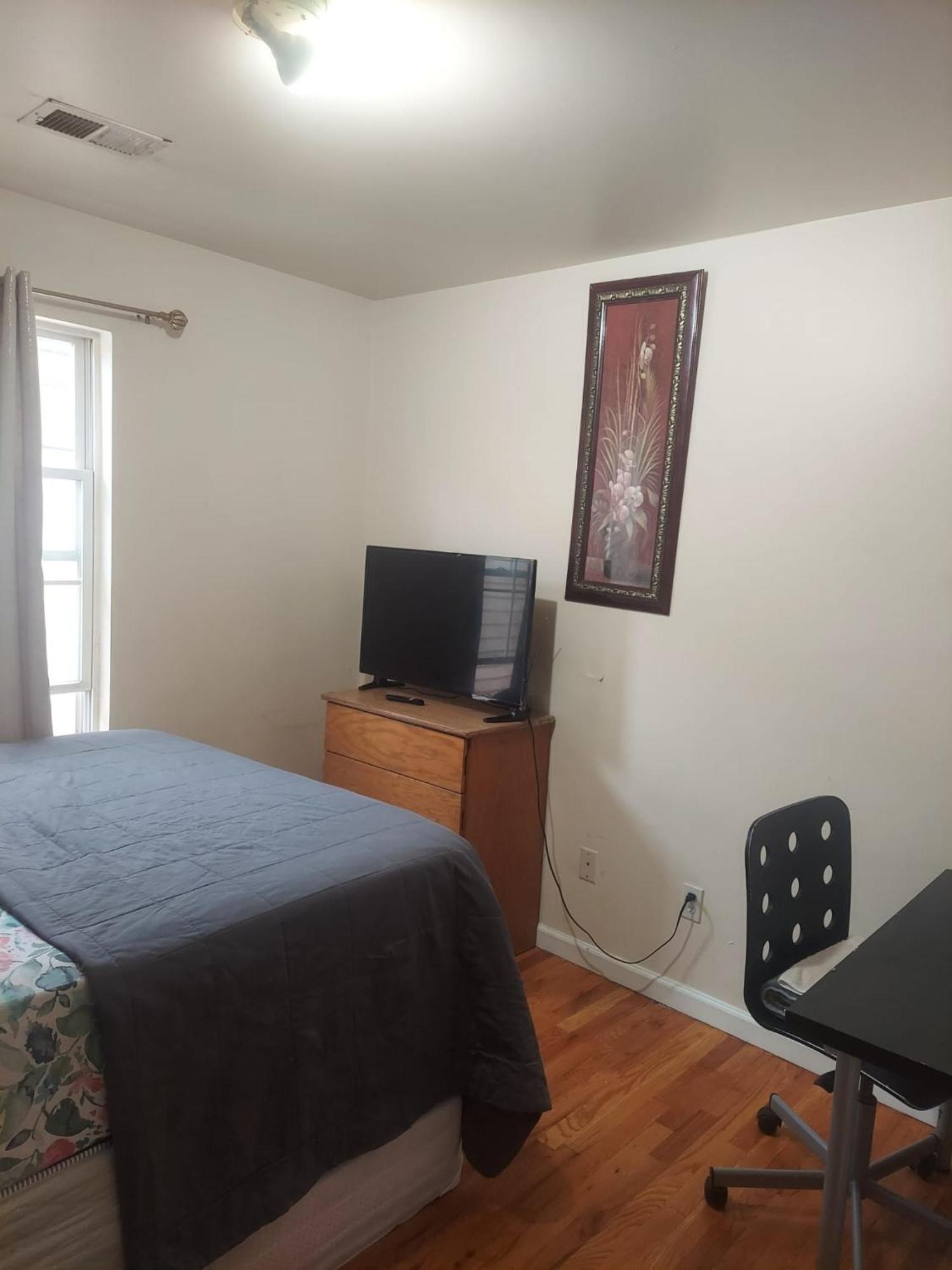 Crystal Room 1 Guest House Near 12Mins To Ewr Airport / Prudential / Njit / Penn Station Newark Exterior photo